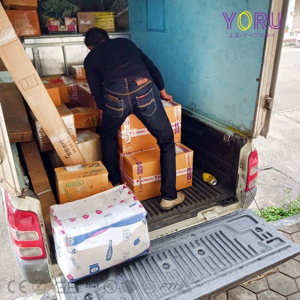 จัดส่งเคเบิ้ลไทร์ YORU ขนาด 4 นิ้ว ความกว้าง 2.5 มิล เส้นสีขาว ใช้รัดงานป้ายโฆษณา